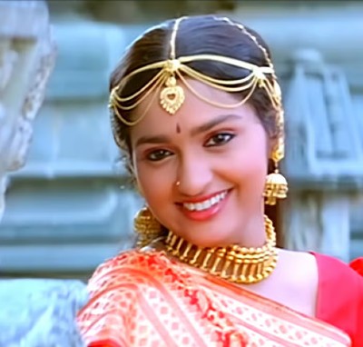 sangeetha poove unakkaga