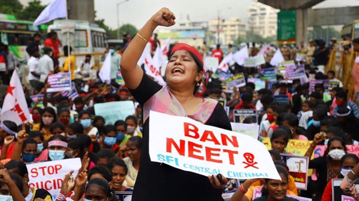 sfi protest to ban neet