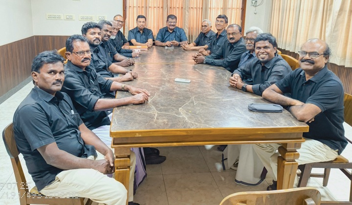 dvk leaders group against caste