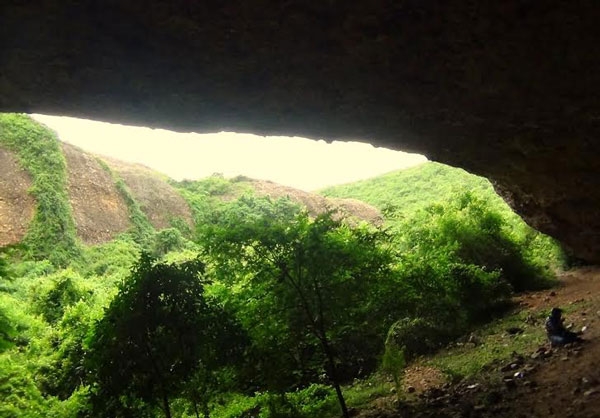 kudiyam caves 2