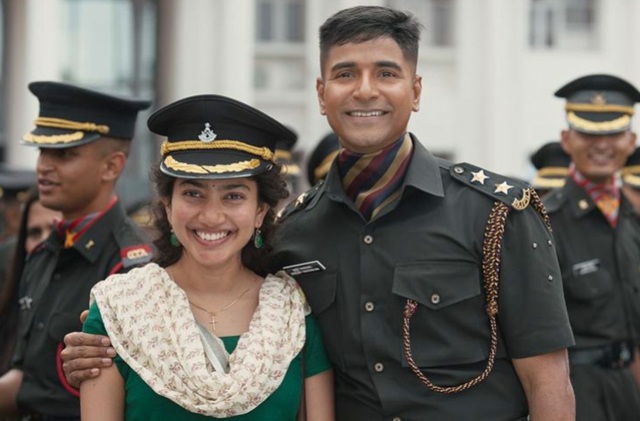 sivakarthikeyan and saipallavi in amaran