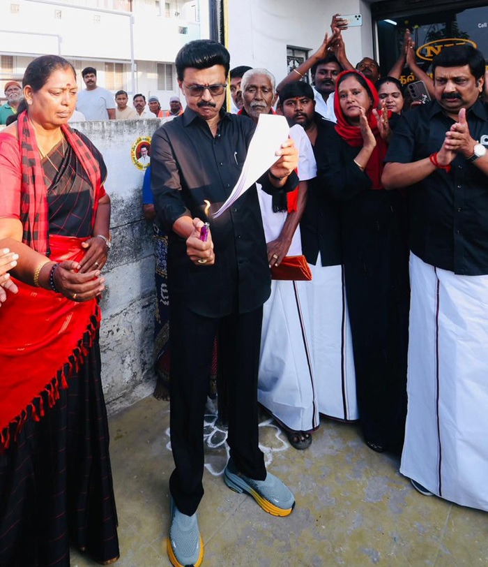 mk stalin burning bjp law