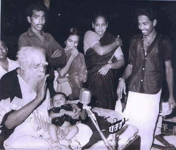 periyar with kid on stage