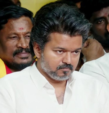 vijay 372