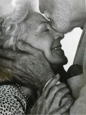 old_couple_370