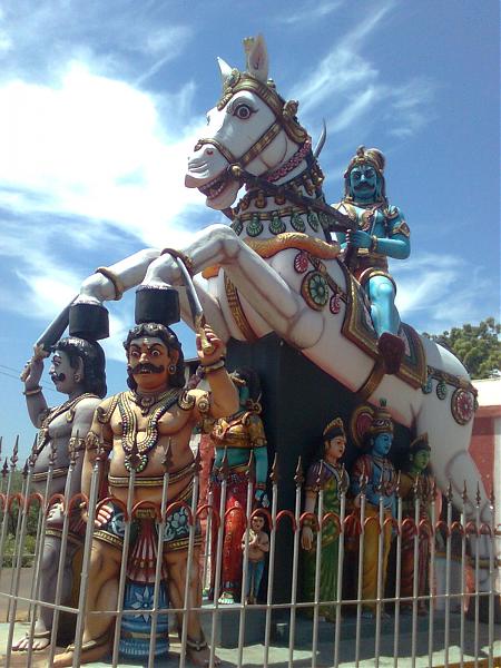 ayyanar statue
