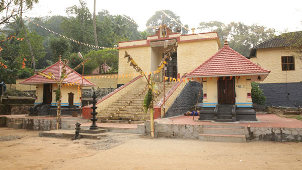 achankovil temple 600